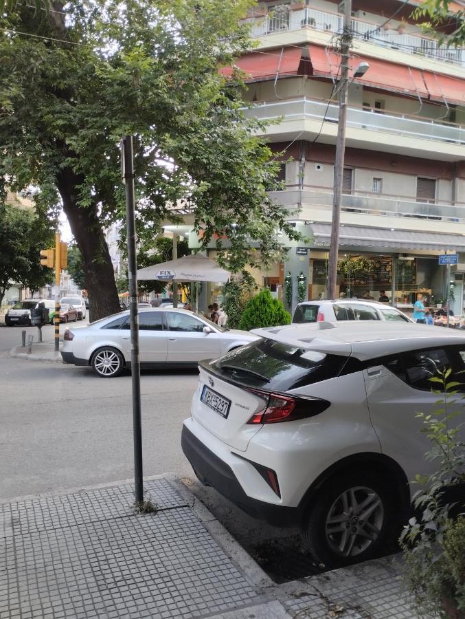 Lovley Near Train Station Διαμέρισμα *
